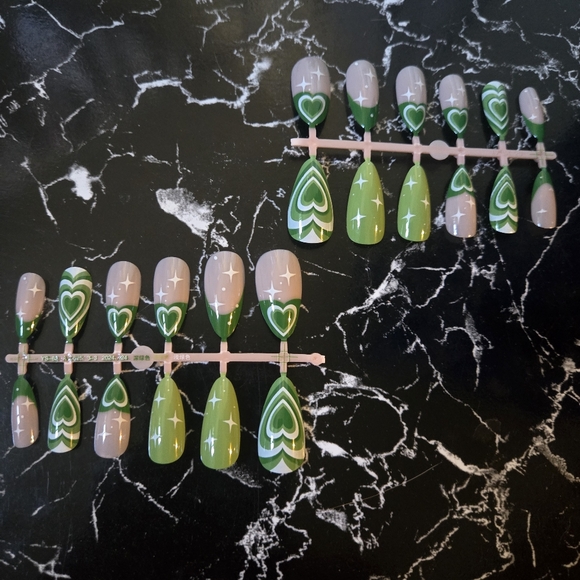 🍒🍒 Green Heart Press On Nails 24 Pieces❗️Final Price❗️ - Picture 5 of 7